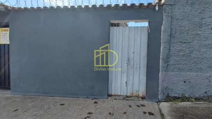 Casa de Fundos Prática e Econômica no Jardim São Paulo Sorocaba/SP