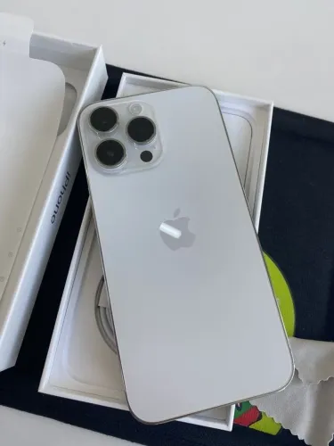 Vendo iplhone 14 pro Max