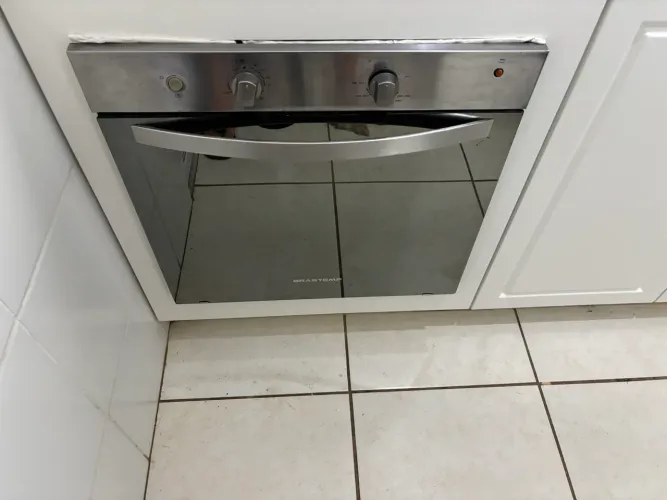 Vendo forno a gás e elétrico com gril , de embutir Brastemp