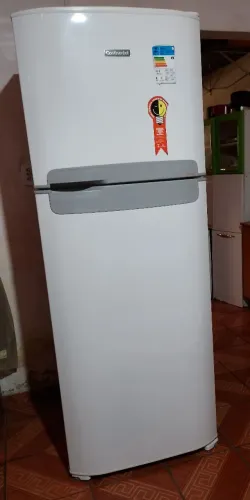 Geladeira Continental 472L com defeito