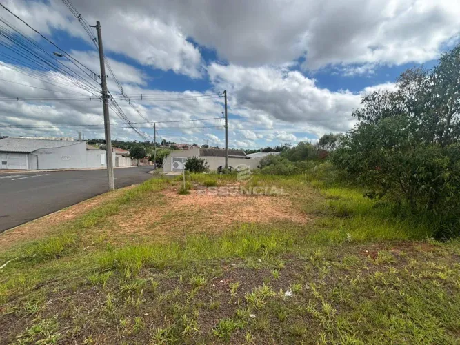 Terreno à venda, 388 m² por R$ 185.000,00 - Jardim Flora Rica - Botucatu/SP