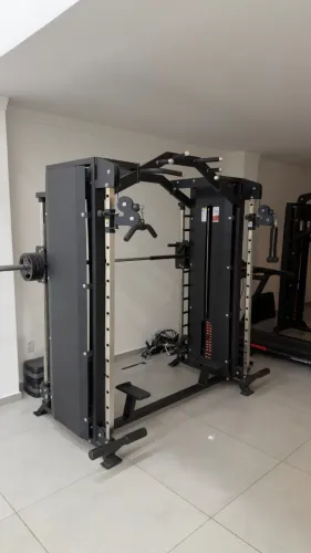  CROSS SMITH COM BATERIA DE 100kg 