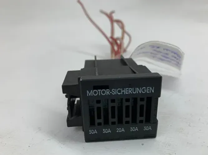 Conjunto De Fusiveis Eletronicos Do Motor Bmw X5 2001