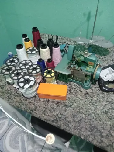 Máquina De Costura Overloque