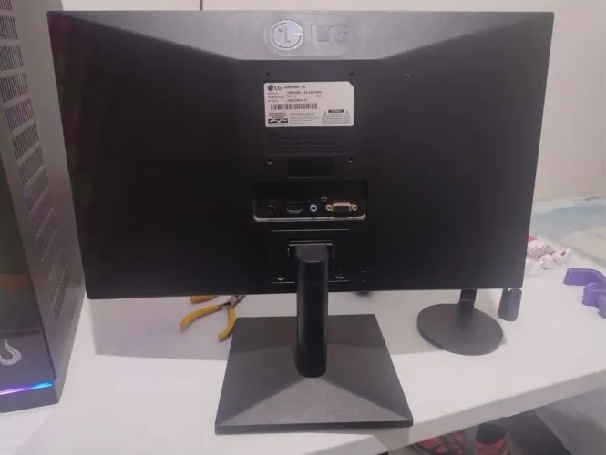 LEIA O ANÚNCIO Monitor P/ PC