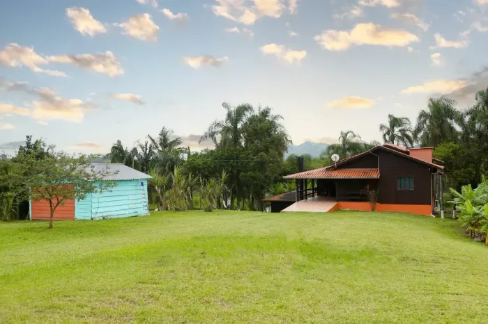 Fazenda/Sítio/Chácara para venda tem 6000 metros quadrados com 3 quartos