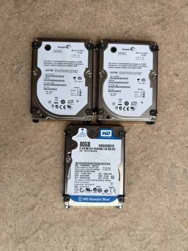 Lote contendo 3 HD IDE para notebook