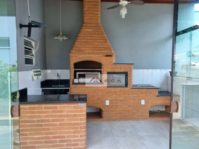 Sobrado amplo com piscina e excelente padrão de acabamento Jaguariuna/SP