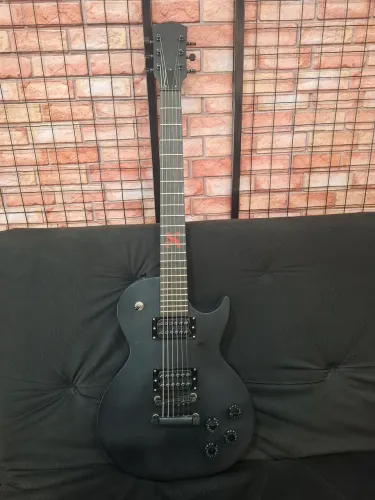 Guitarra SX Pirate