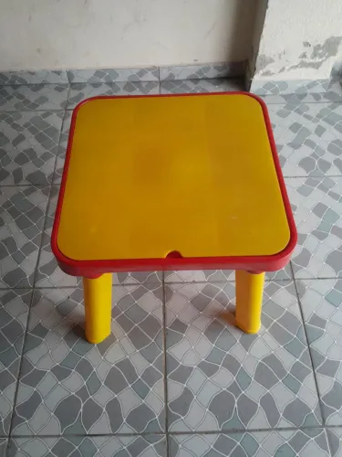 Mesa infantil