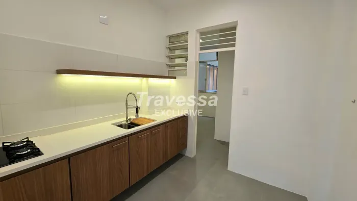 Apartamento para venda possui 157 metros quadrados com 3 quartos