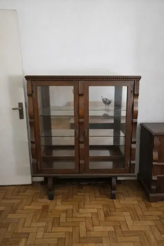 Cristaleira antiguidade 