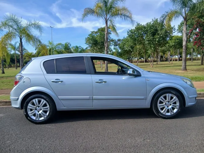 Chevrolet Vectra GT 2.0 MPFI 8V Flexpower Mec. 2009