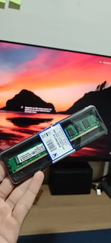 Memória RAM DDR3 4gb kingston (LACRADA)