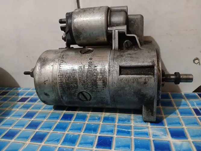 Vende-se Motor de arranque Santana Quantum 1.8