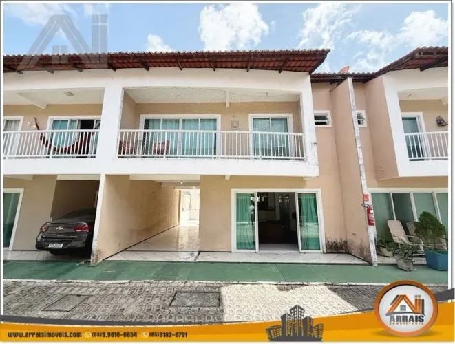 Casa com 3 dormitórios à venda, 148 m² por R$ 550.000,00 - Vila União - Fortaleza/CE
