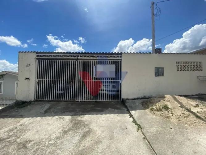 Oportunidade Única no Capão Raso Terreno com Casa e 4 Quitinetes para Investimento
