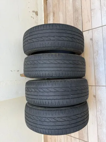 4 pneus Bridgestone 185/55 R16<br>Pneus Bridgestone Turanza ER300