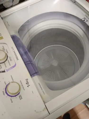 Máquina de lavar Eletrolux 14kg - Com cesto inox e sem agitador
