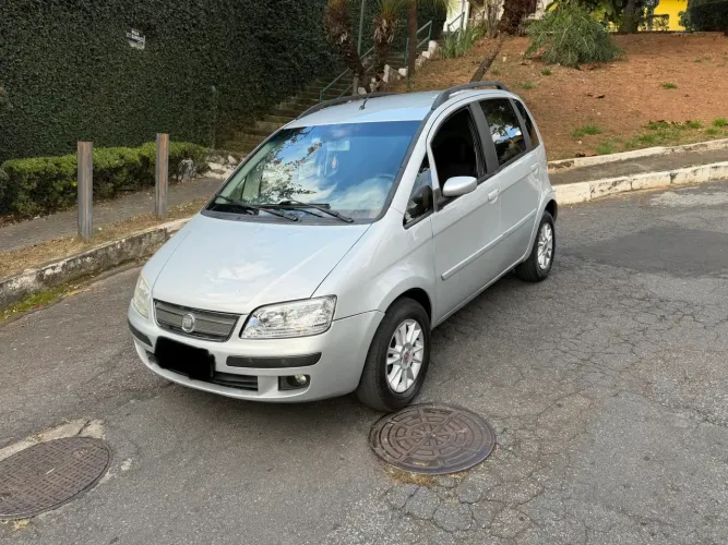 Fiat Idea ELX 1.4 MPI Fire Flex 8V 5P 2010