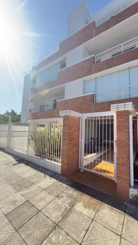 Lindo apartamento rua da praia Campeche