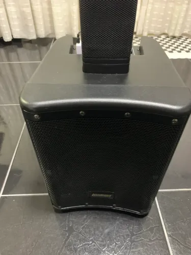 Vendo Caixa de Som Lexsen LPA8 tripe