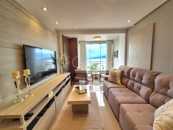 Apartamento para Venda em Florianópolis, Coqueiros, 2 dormitórios, 1 suíte, 2 banheiros, 1