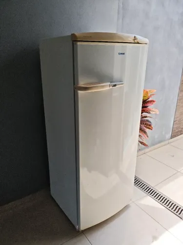 Geladeira Consul
