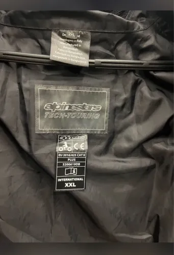 Jaqueta AlpineStars XXL com protetor coluna
