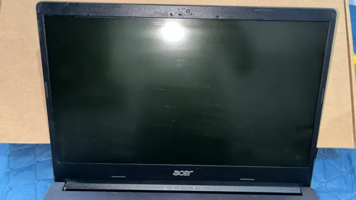 Acer Aspire 3 15,6? | 4GB RAM | HD 1TB | Funcionando perfeitamente