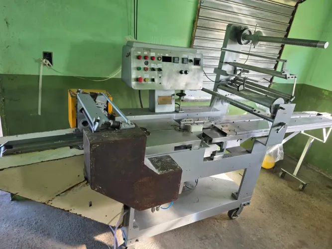 Seladora embaladora empacotadora flow pack contínua