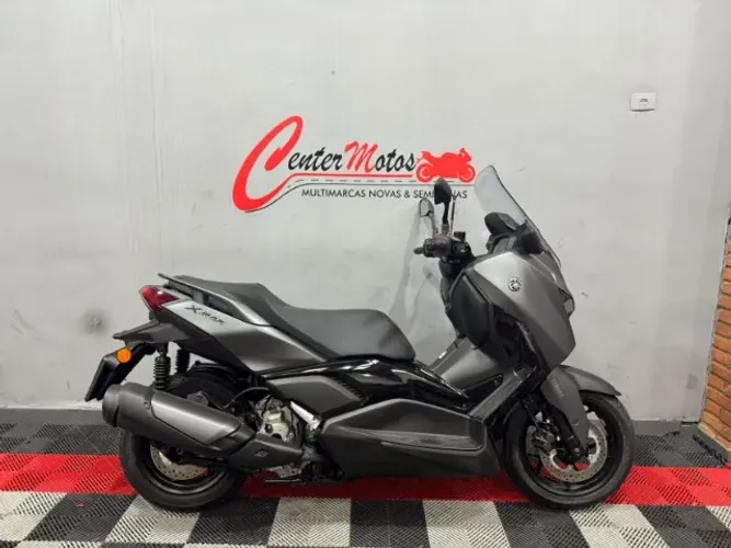 YAMAHA XMAX 300 ABS CONNECTED 2027