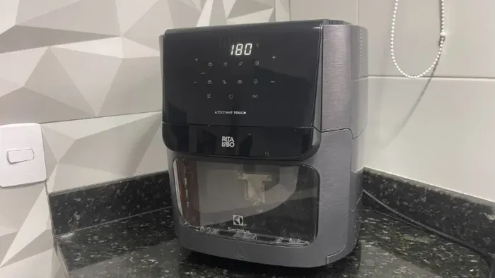 Air Fryer Forno Electrolux EAF85 12L Digital 5 em 1 - 127V - Pouquíssimo Uso