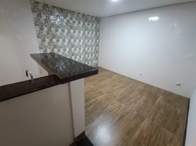 Quitinete- Bairro ouro Minas BH; Valor= R$ 1.250,00; incluso (água, energia e.... inter0