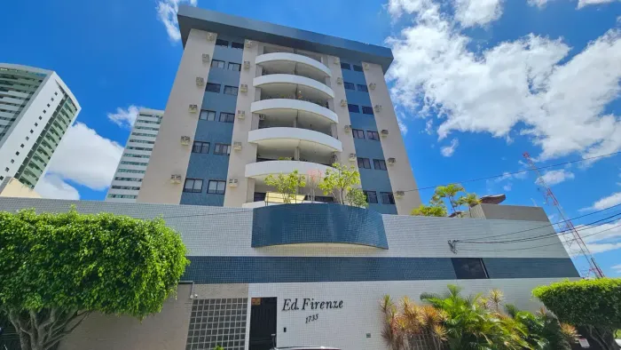 Apartamento para venda tem 89 metros quadrados com 3 quartos