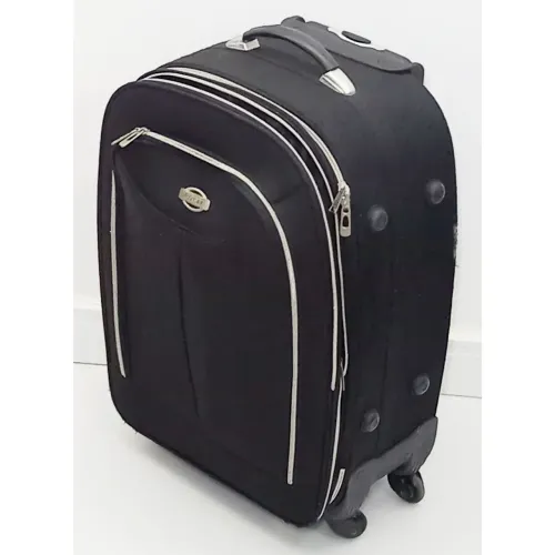 Mala de viagem marca Luxcel. Medidas na descrição do anúncio.