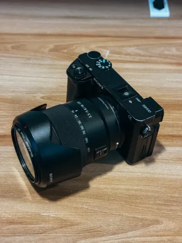 KIT VIDEOMAKER (Sony A6400 + lentes + gimbal)