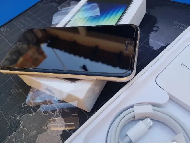 iPhone SE 3° Geração 64GB Apple A15 Bionic 5G eSIM Nota Fiscal e Garantia de 10 Meses