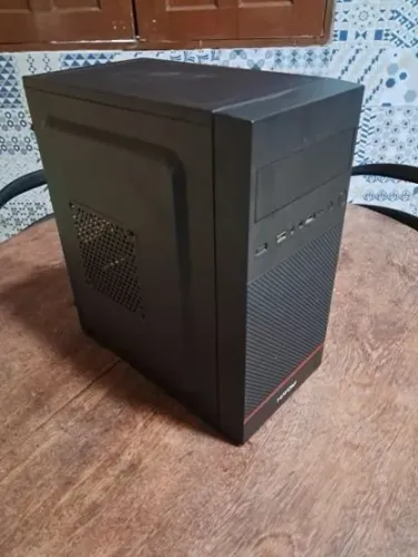 Computador Desktop USADO, Intel Core i5 3.4GHz, 16GB RAM e 224GB HD com Windows 11 PRO.