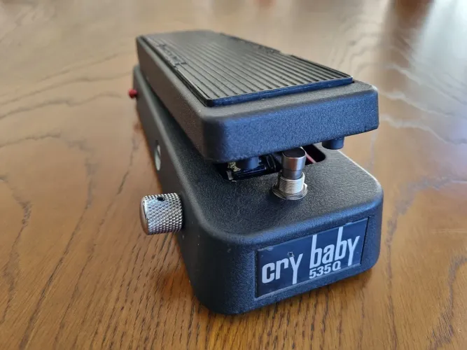 Pedal Dunlop Cry Baby 535Q