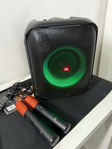 JBL PartyBox Encore Essential + 2 Microfones Originais | Completa