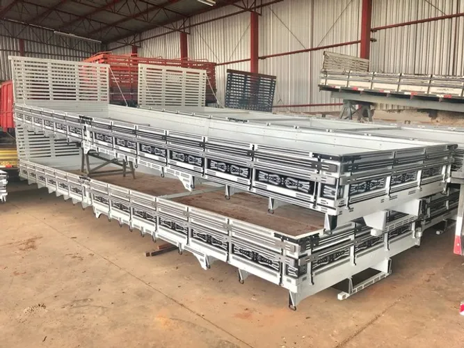 CARROCERIA MADEIRA BITRUCK 9,20