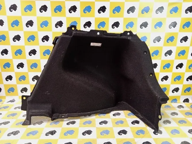 Forro Lateral Direito do Porta Malas Hyundai i30 2009-12 