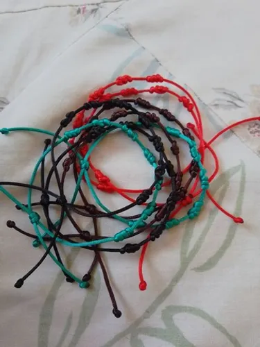 Pulseiras e tornozeleiras