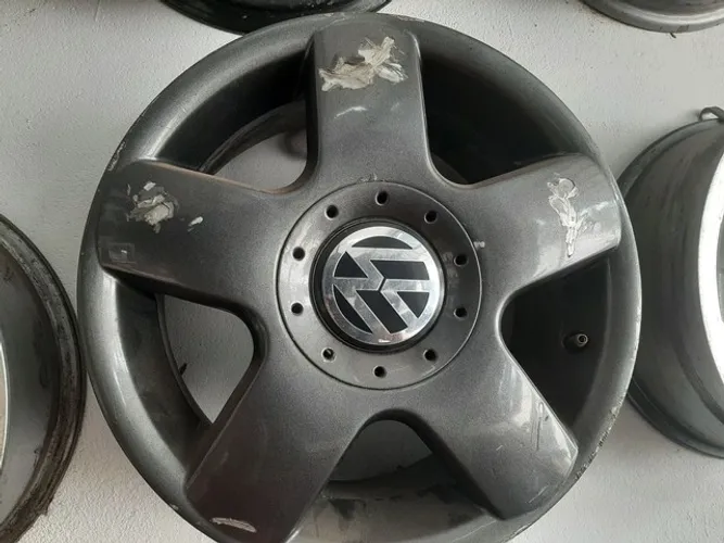 Roda aro 14 estrela grafite brilhante Volkswagen fox 5x100 jogo originais