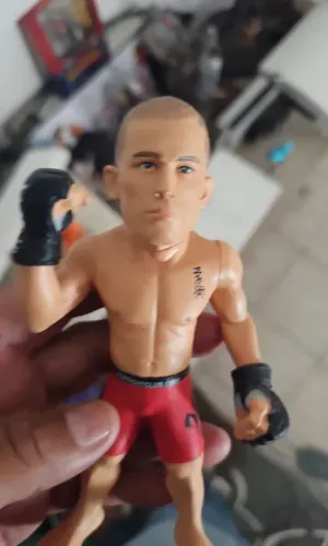 FIGURA AÇÃO UFC ORIGINAL ITEM PARA COLECIONADOR 