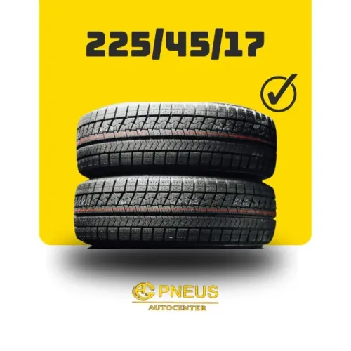 Pneus 225/45 R'17 semi novo com muita borracha para seu carro rodar tranquilo!