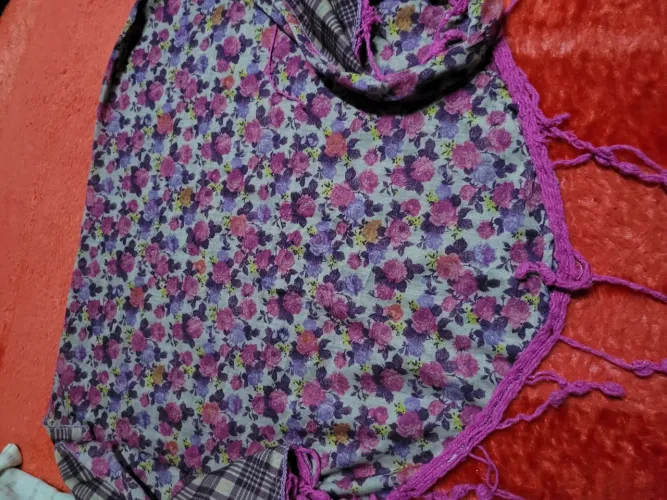 Lenço Floral com Franjas Echarp