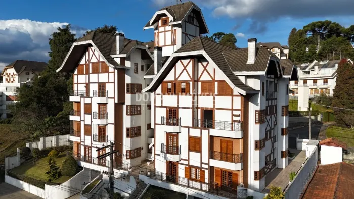 Apartamento Cobertura Duplex à Venda na Região de Capivari - Campos do Jordão/SP