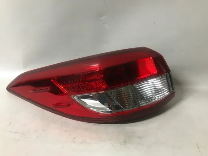 Lanterna Yaris sedan sem led  restauro foto5